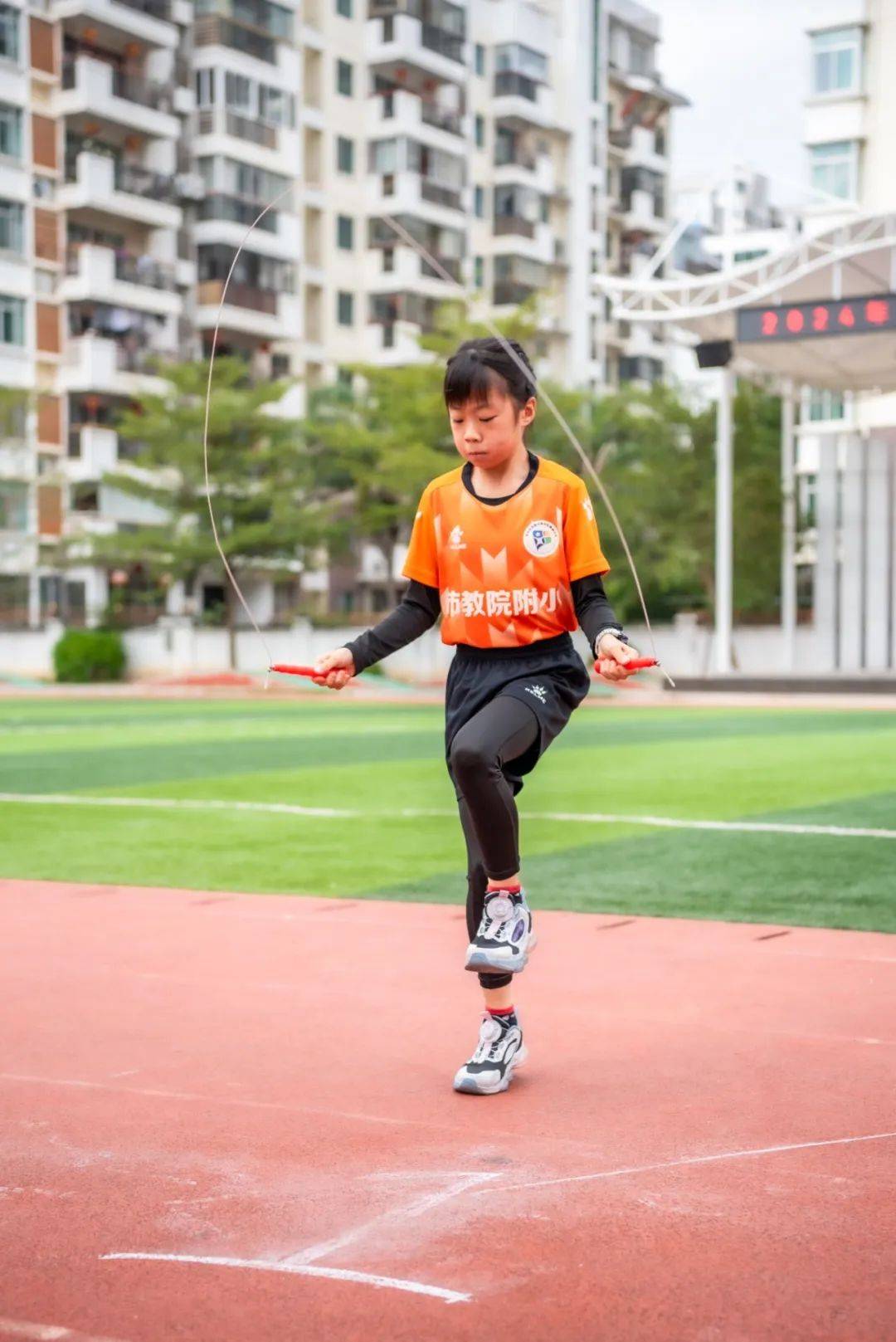 开云体育官网入口-体育比赛中的争分夺秒让人惊叹